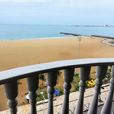 Flat Beira Mar De *
